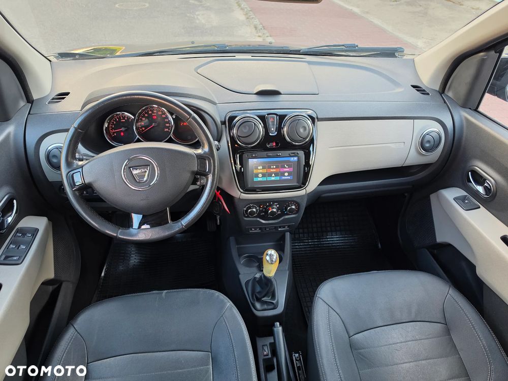 Dacia Lodgy 1.2 TCe Stepway S&S EU6 - 23