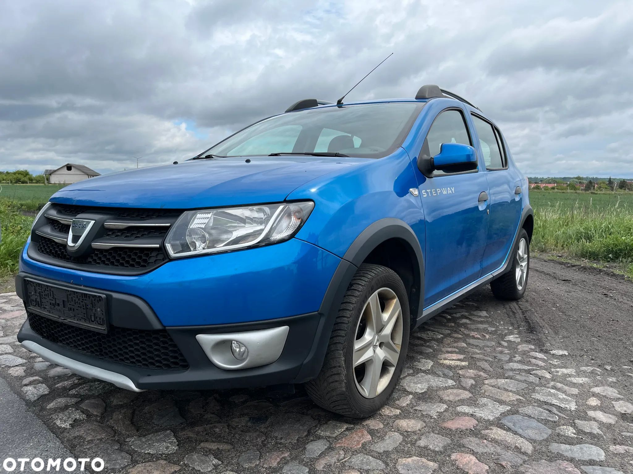 Dacia Sandero - 1