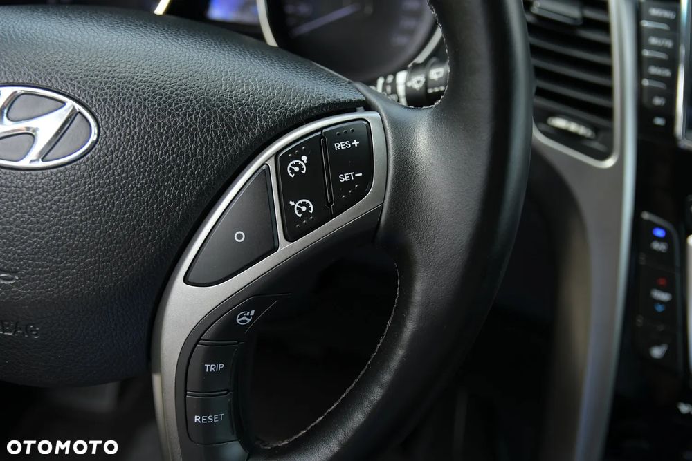 Hyundai i30 1.6 GDI Premium - 27