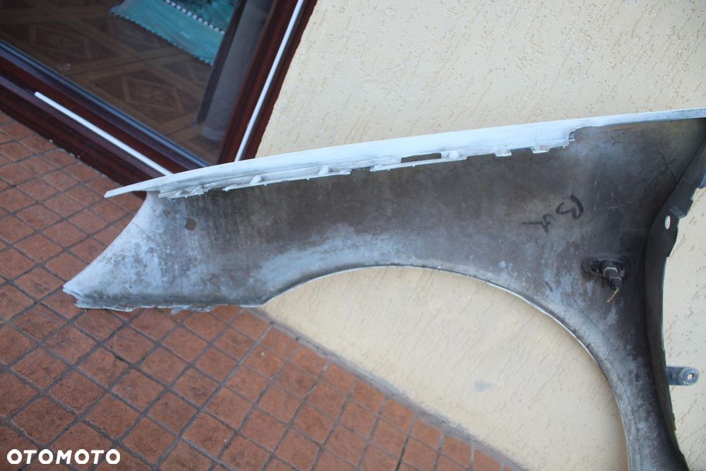 BŁOTNIK PRAWY PRZEDNI PRZÓD PEUGEOT 307 - 8