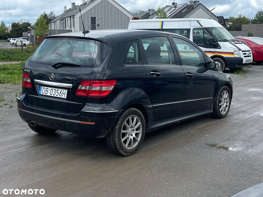 Mercedes-Benz Klasa B 200 - 3