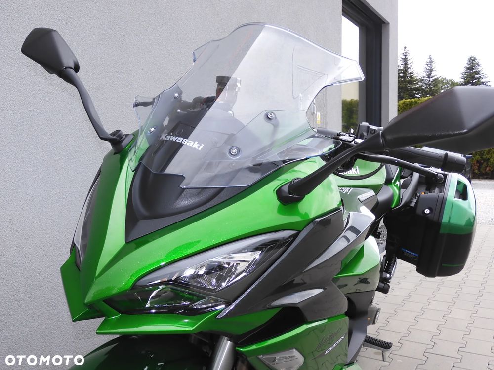 Kawasaki Ninja 1000 SX - 24