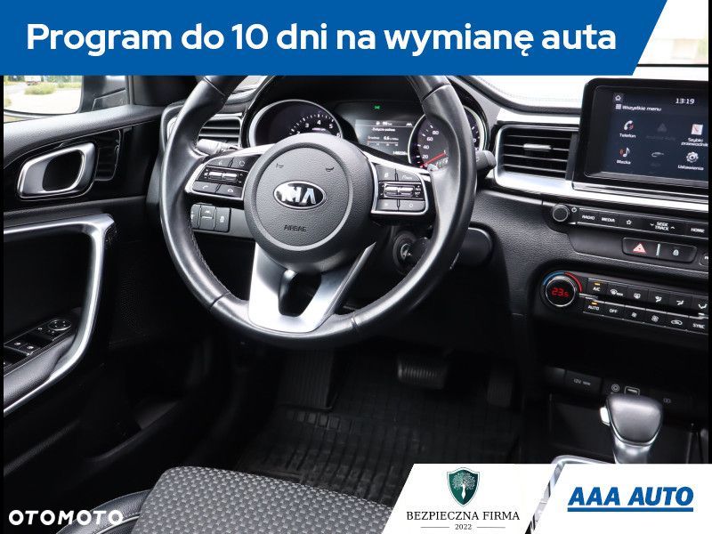 Kia Ceed - 8