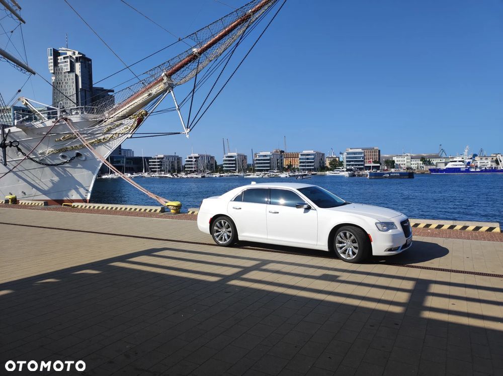 Chrysler 300C - 6