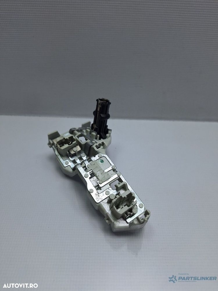 Soclu stop haion dreapta VOLKSWAGEN GOLF VII 5G1, BE1 2012 - > TDI CRBC, CRLB, CRMB, CRUA, DCYA, DEJA 5G0945260 - 3