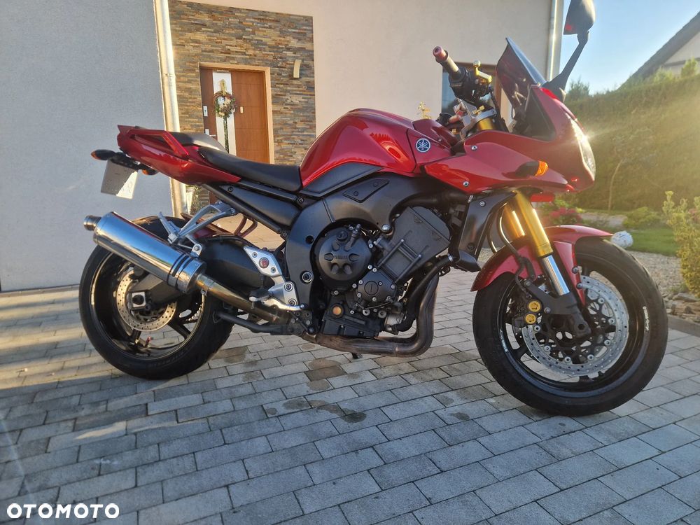 Yamaha FZ - 8