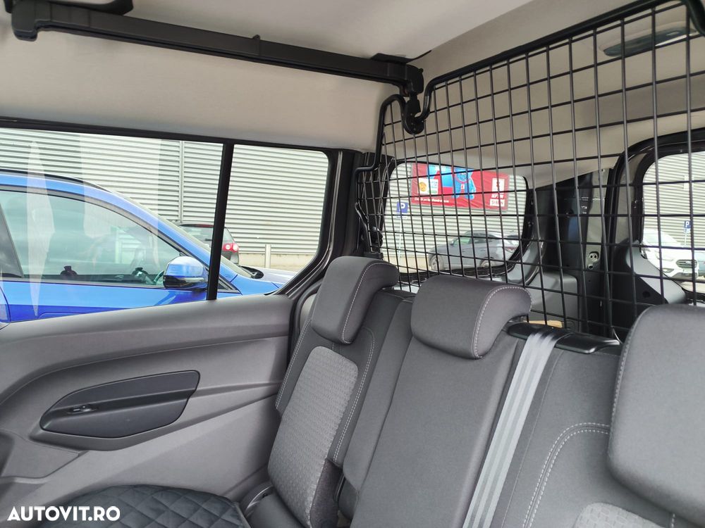 Ford Transit Connect - 4