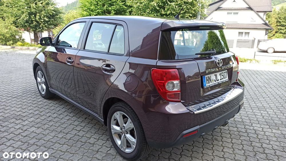 Toyota Urban Cruiser - 6