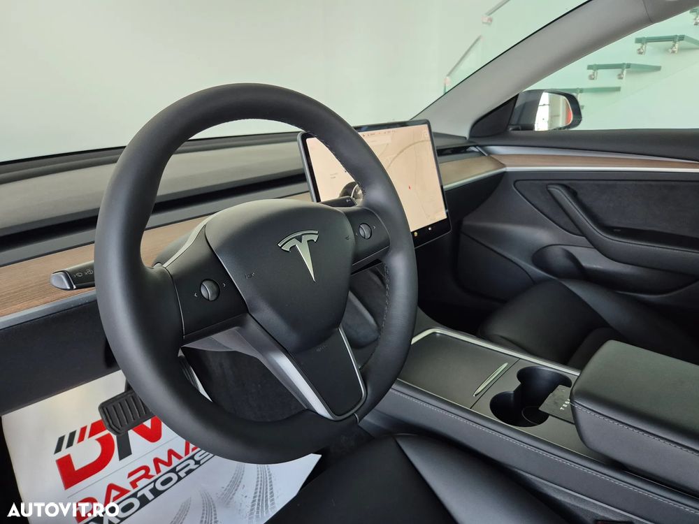 Tesla Model 3 Langstreckenbatterie Allradantrieb Dual Motor - 10