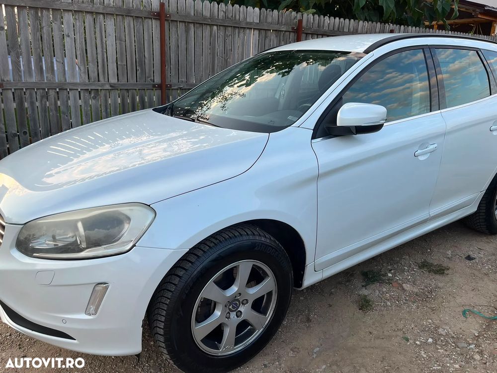 Volvo XC 60 D4 Geartronic Momentum - 17