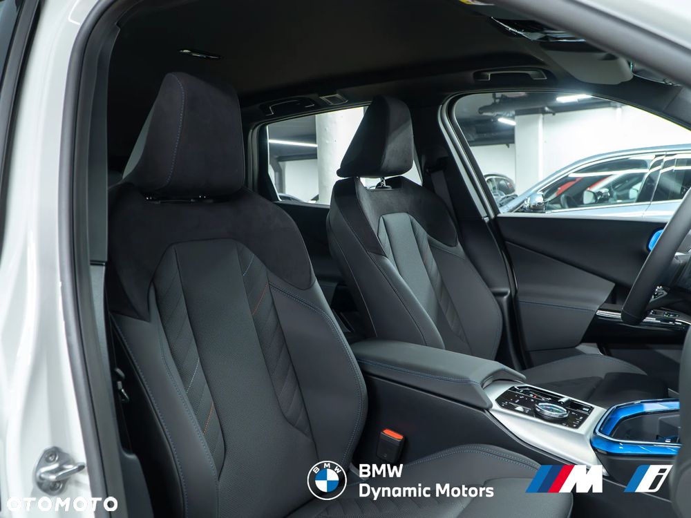 BMW X3 20 xDrive - 24