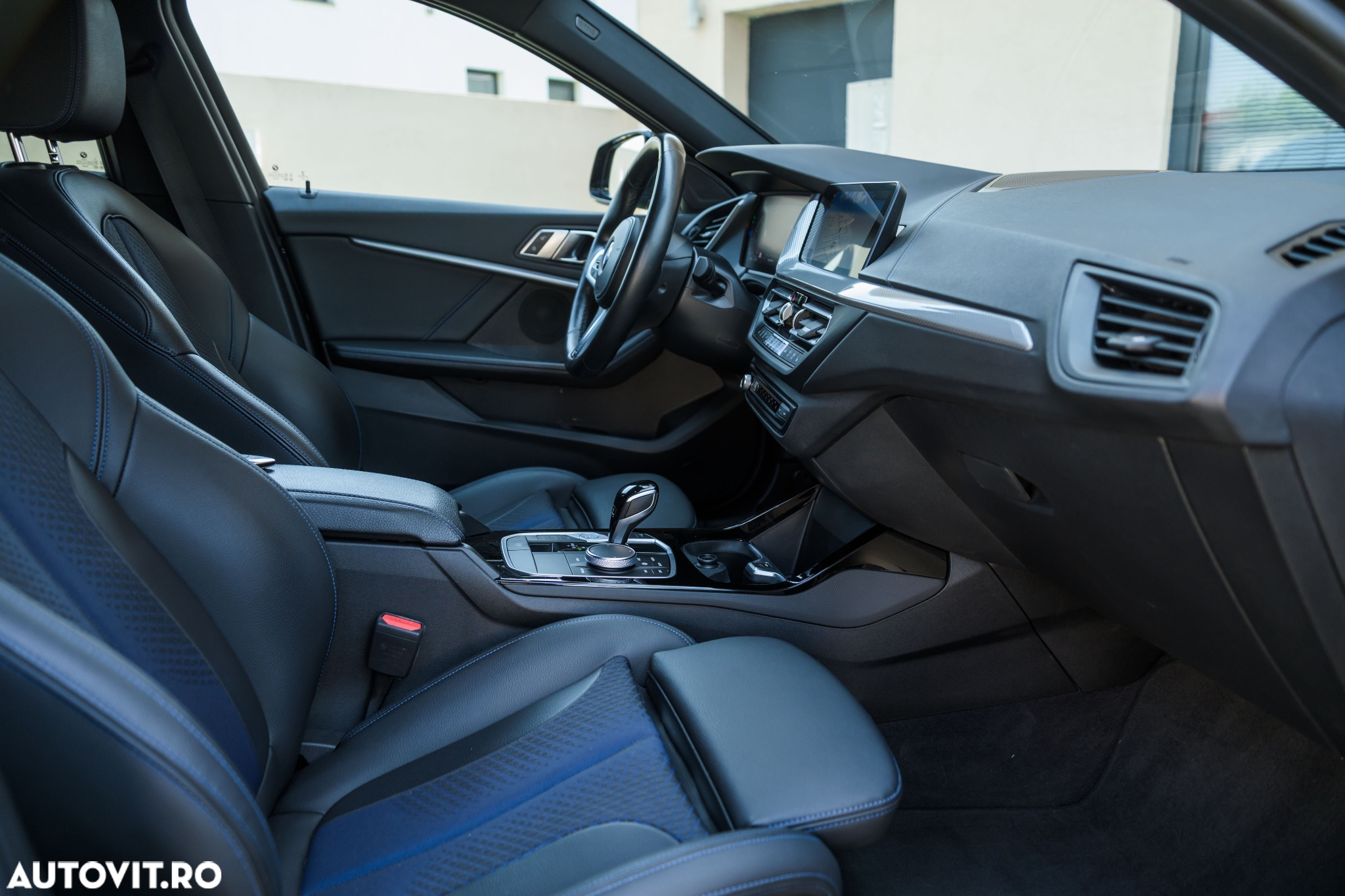 BMW Seria 1 118i Aut. M Sport - 27