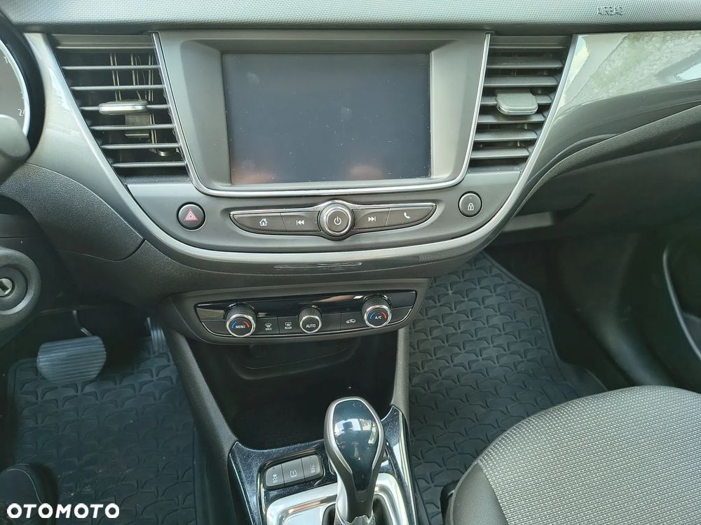 Opel Crossland X - 15