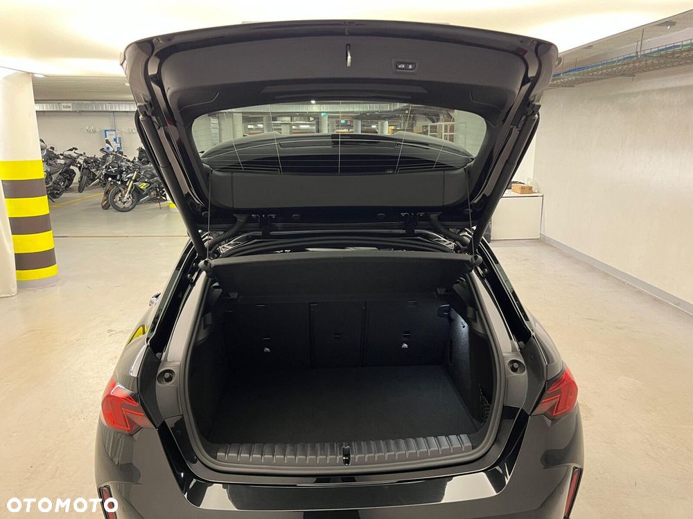 BMW Seria 1 M135 xDrive - 32