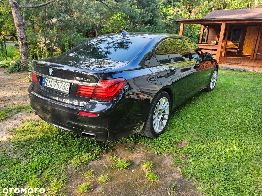 BMW Seria 7 750Ld xDrive Blue Performance Edition Exclusive - 16