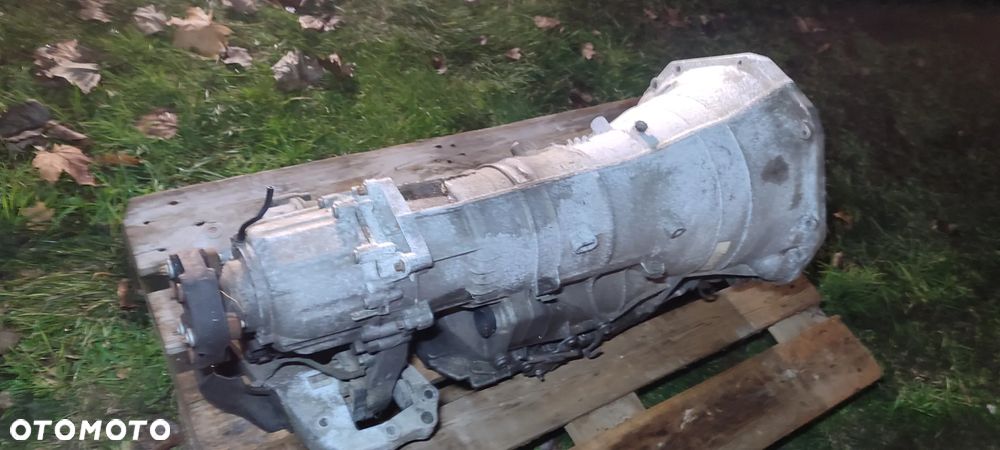 skrzynia biegów 6hp-28x 4.4i Xdrive BMW f01 x6 BMW f02 BMW 750 części - 1