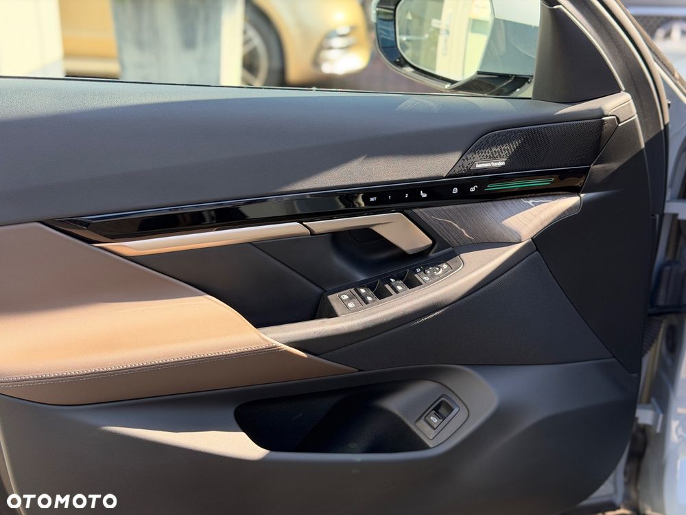 BMW Seria 5 520d xDrive mHEV M Sport - 30