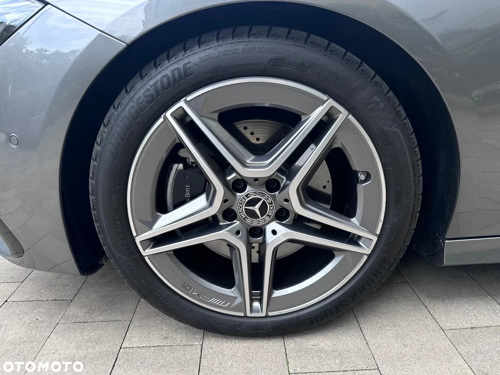Mercedes-Benz CLA 200 7G-DCT - 4