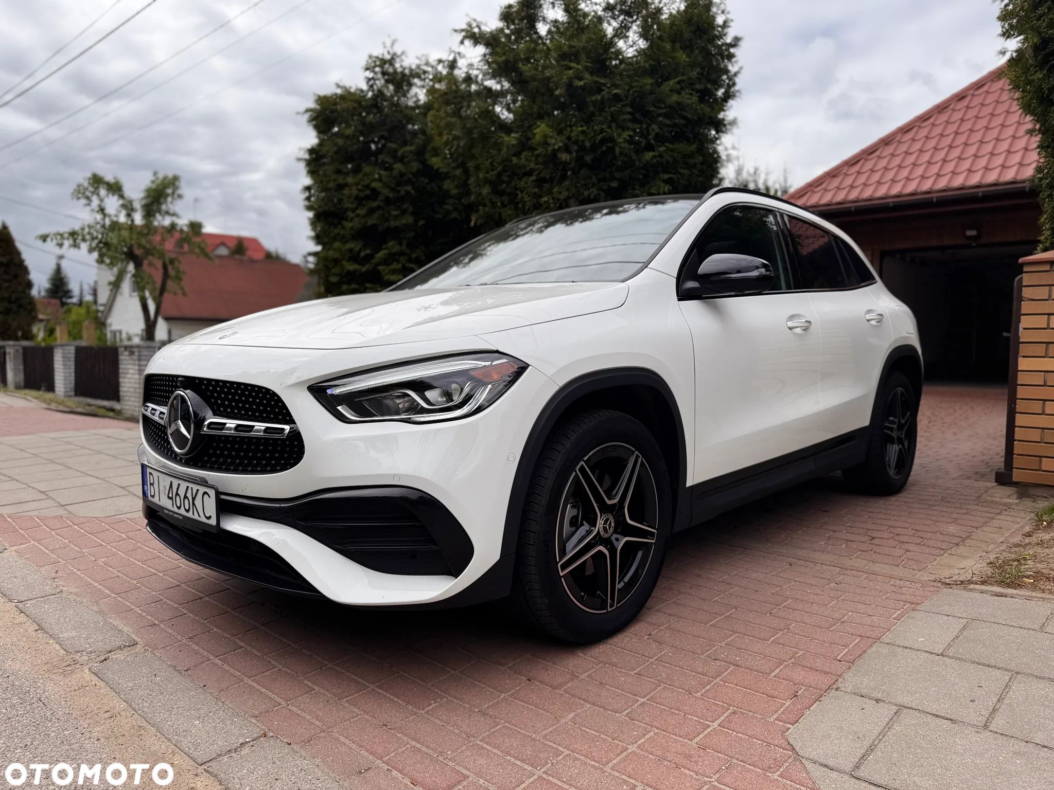 Mercedes-Benz GLA 250 8G-DCT AMG Line - 1