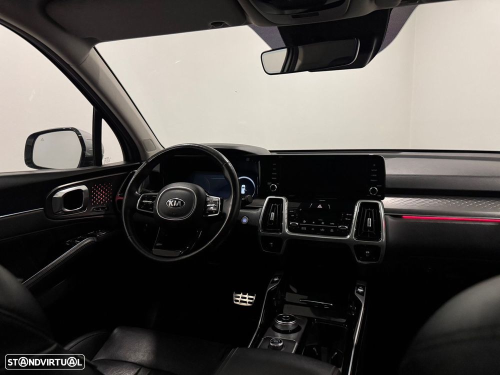 Kia Sorento 1.6 T-GDI HEV Concept - 28
