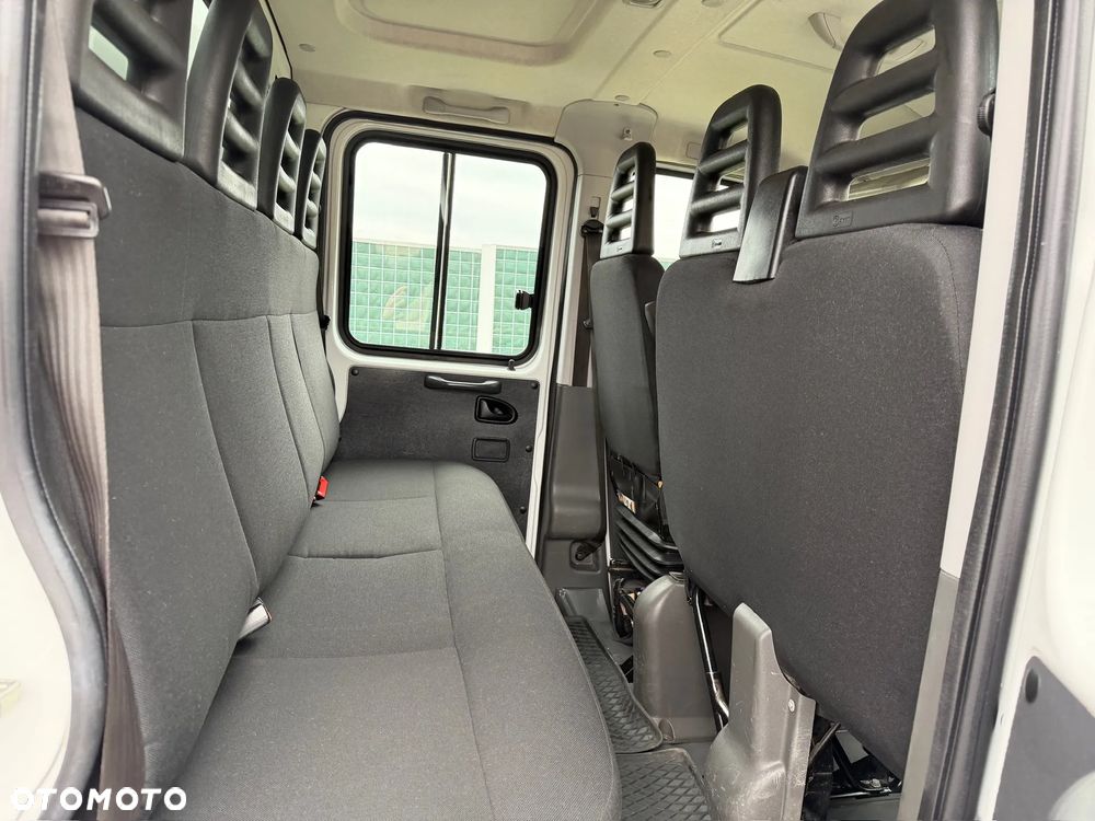 Iveco DAILY 55S17DW  4X4 SALON PL  1 WŁAŚCICIEL 100% BEZWYPADKOWE DOKA  7-OS - 28