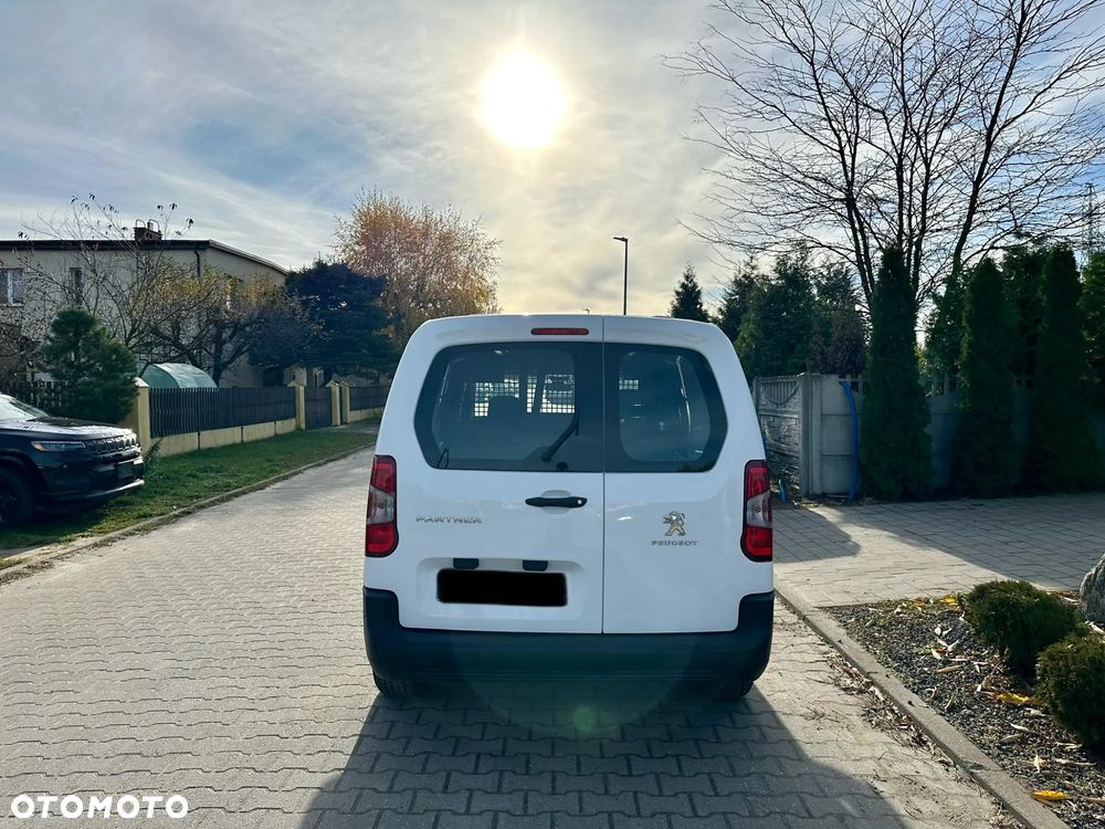Peugeot Partner - 8