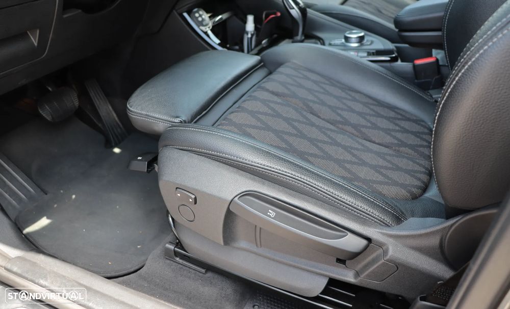 BMW X1 16 d sDrive xLine Auto - 12