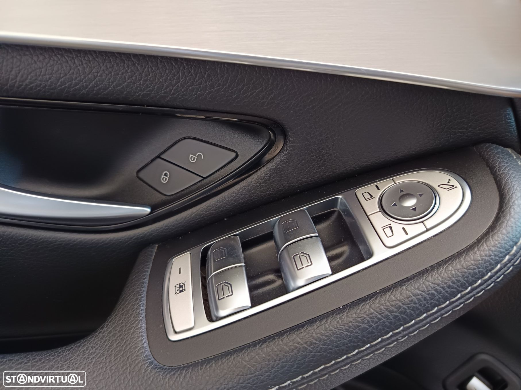 Mercedes-Benz GLC 250 d AMG Line 4-Matic - 32