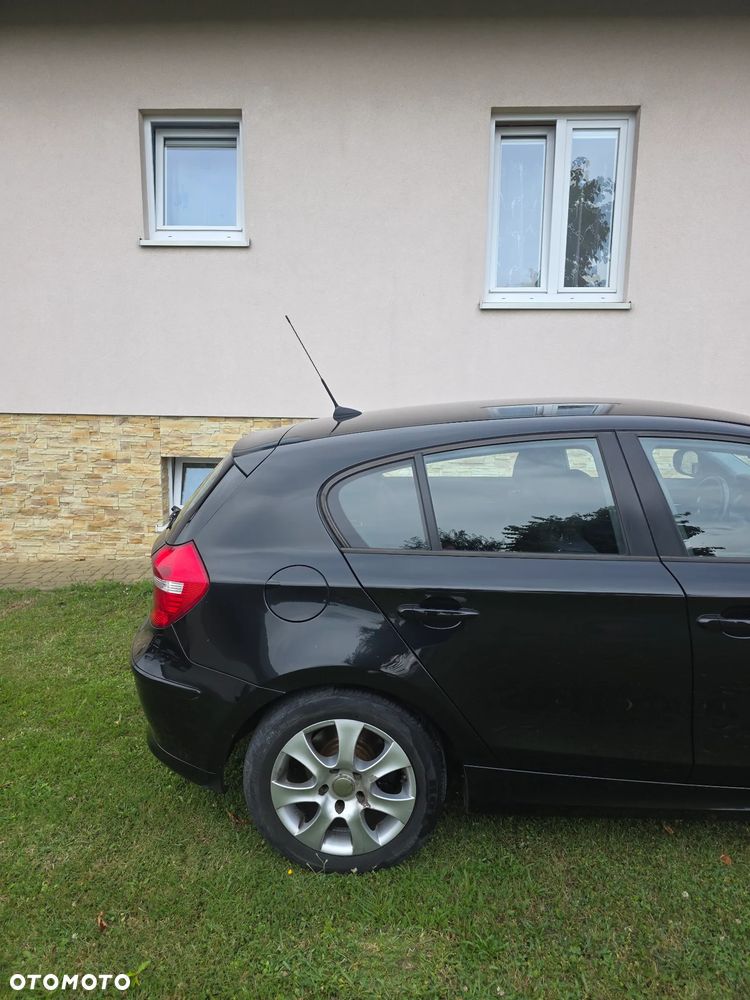BMW Seria 1 116d - 9