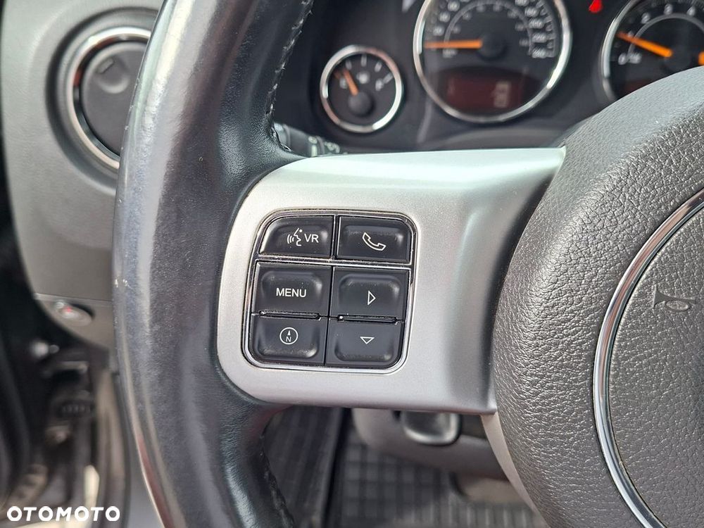 Jeep Compass - 23