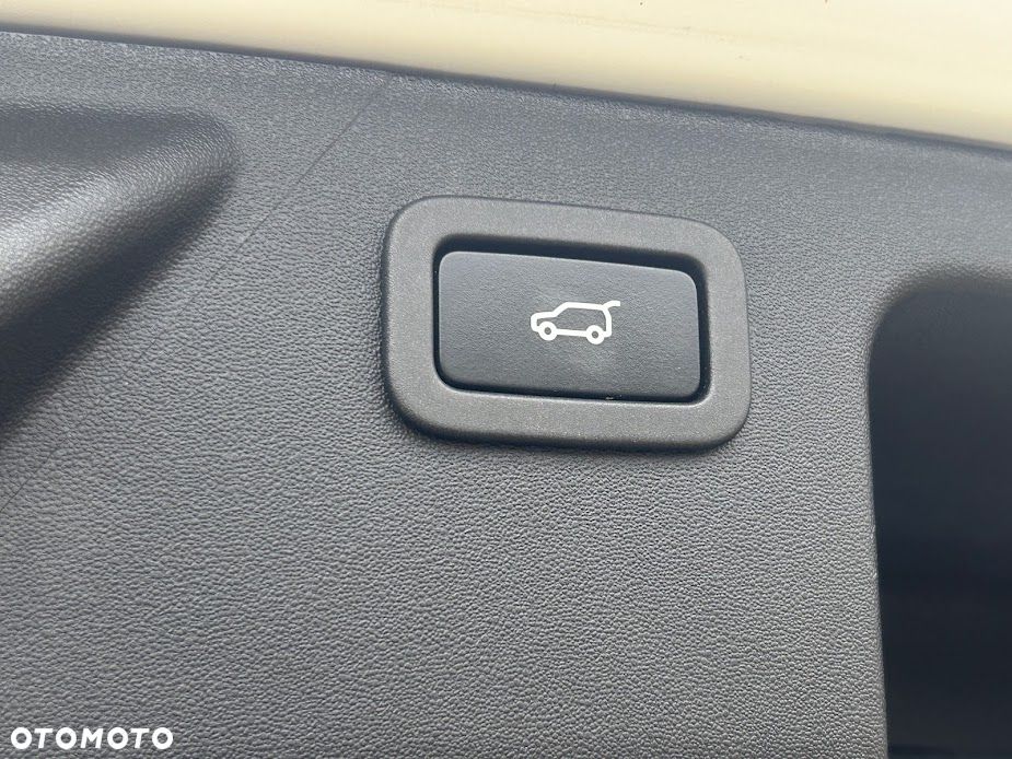Land Rover Discovery Sport - 14