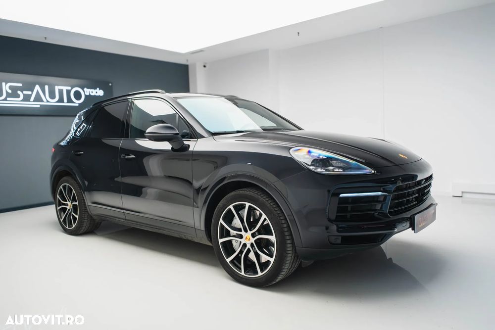 Porsche Cayenne S - 1