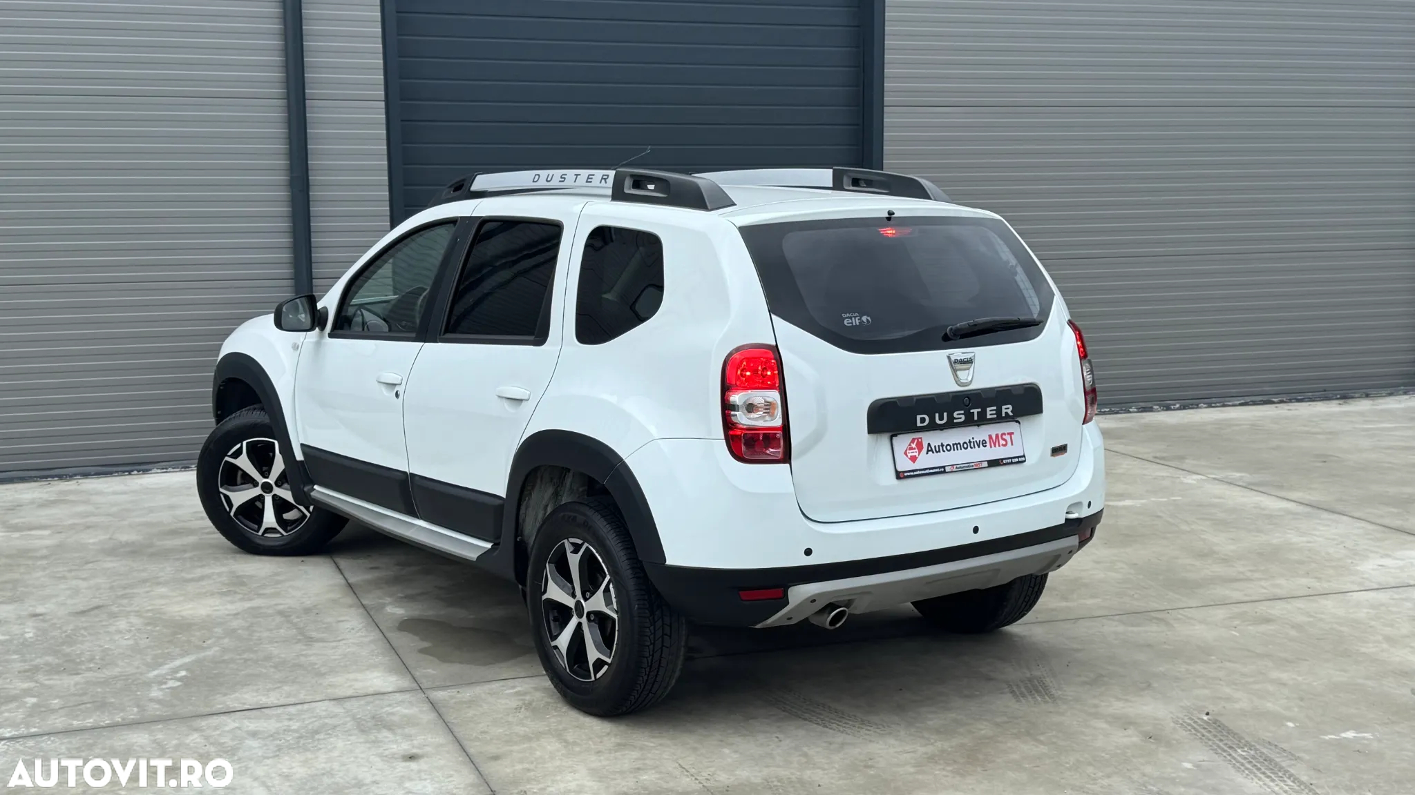 Dacia Duster 1.5 dCi 4x2 Laureate - 3
