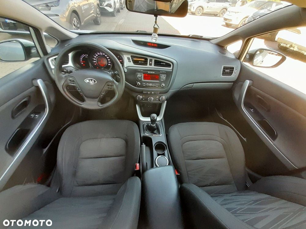 Kia Ceed 1.6 GDI M - 11