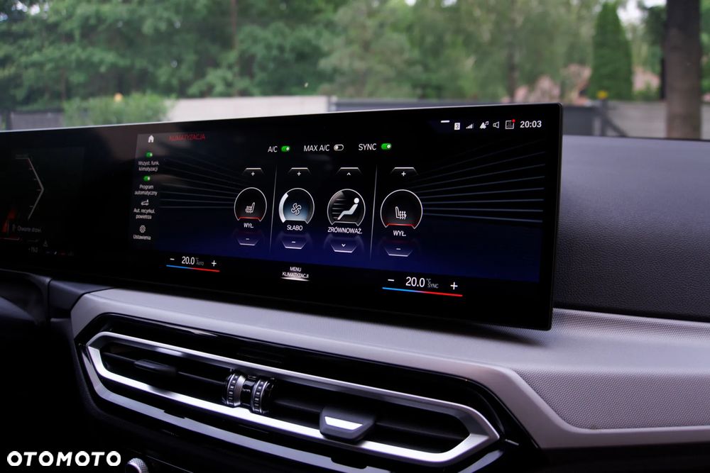 BMW Seria 3 318d MHEV - 21