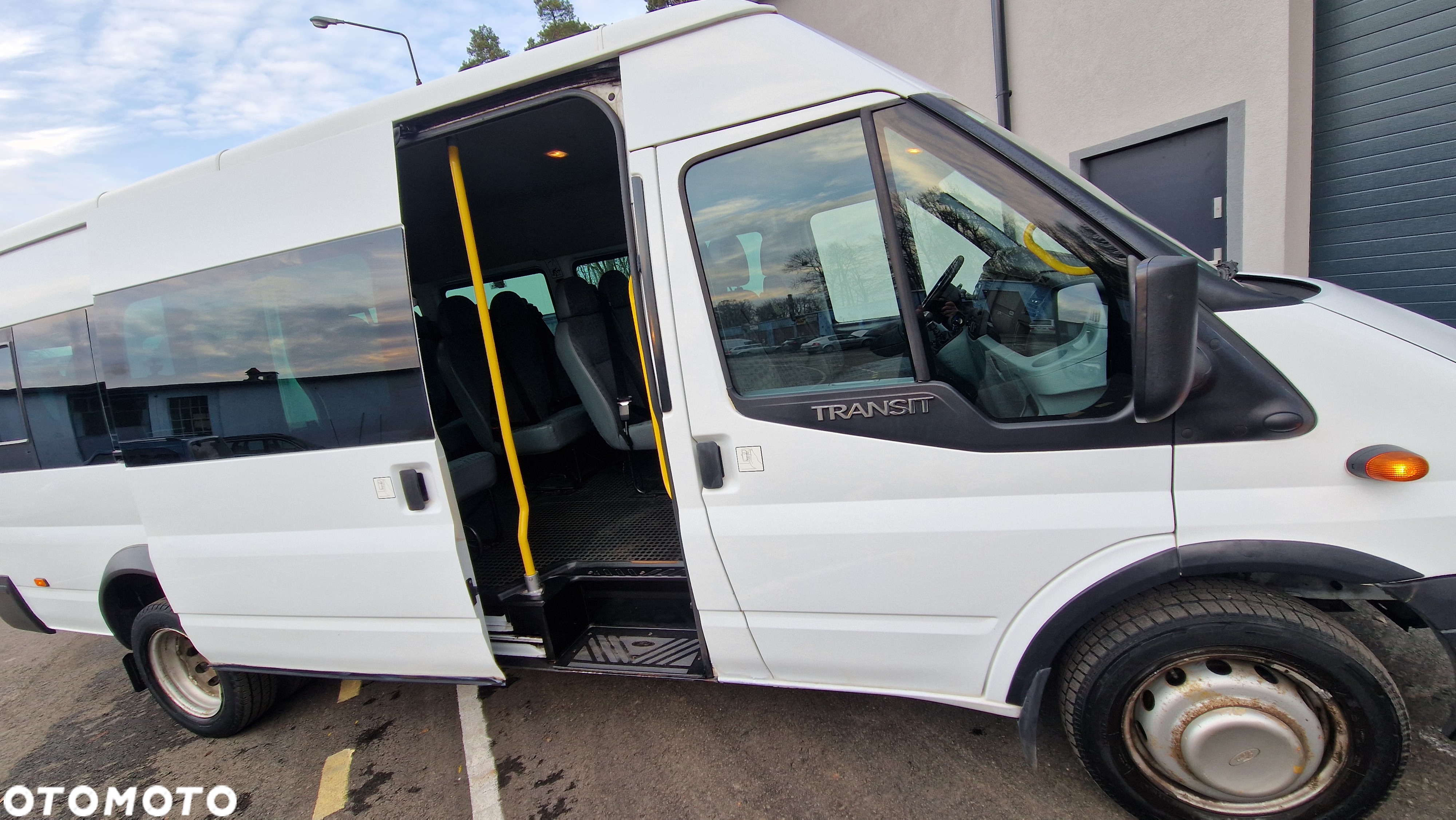 Ford TRANSIT AUTOBUS 17 OSÓB MINIAUTOBUS MIKROBUS KLIMA WEBASTO BLIZNIAKI - 18