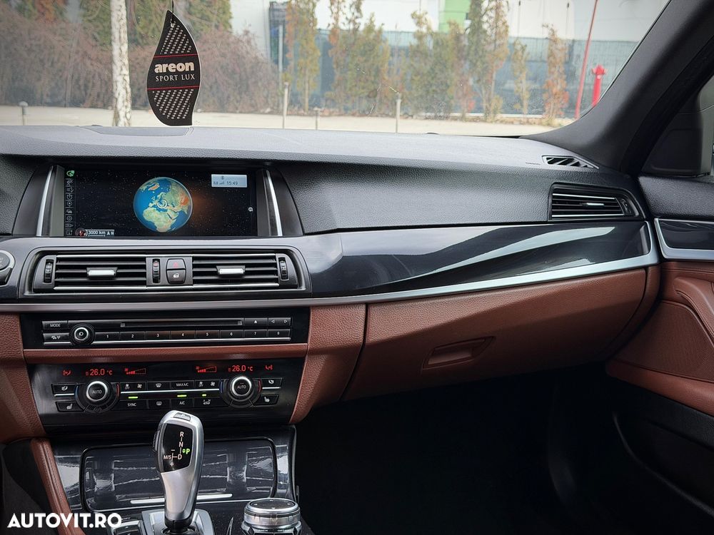 BMW Seria 5 520d Aut. - 17