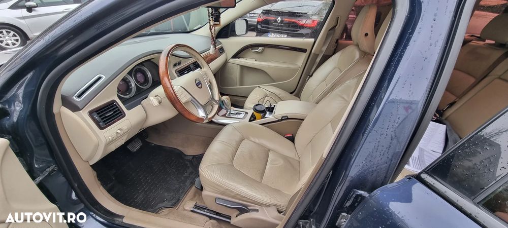 Volvo XC 70 D3 AWD Momentum - 7