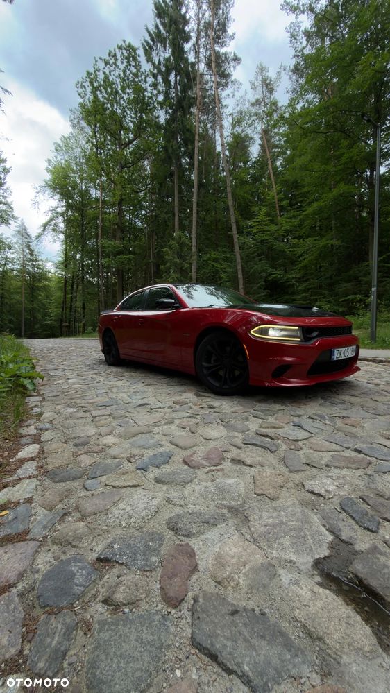 Dodge Charger - 1