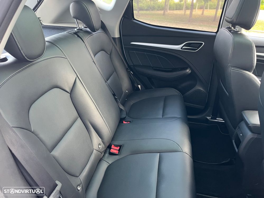 MG ZS EV 44.5 kWh Luxury - 14