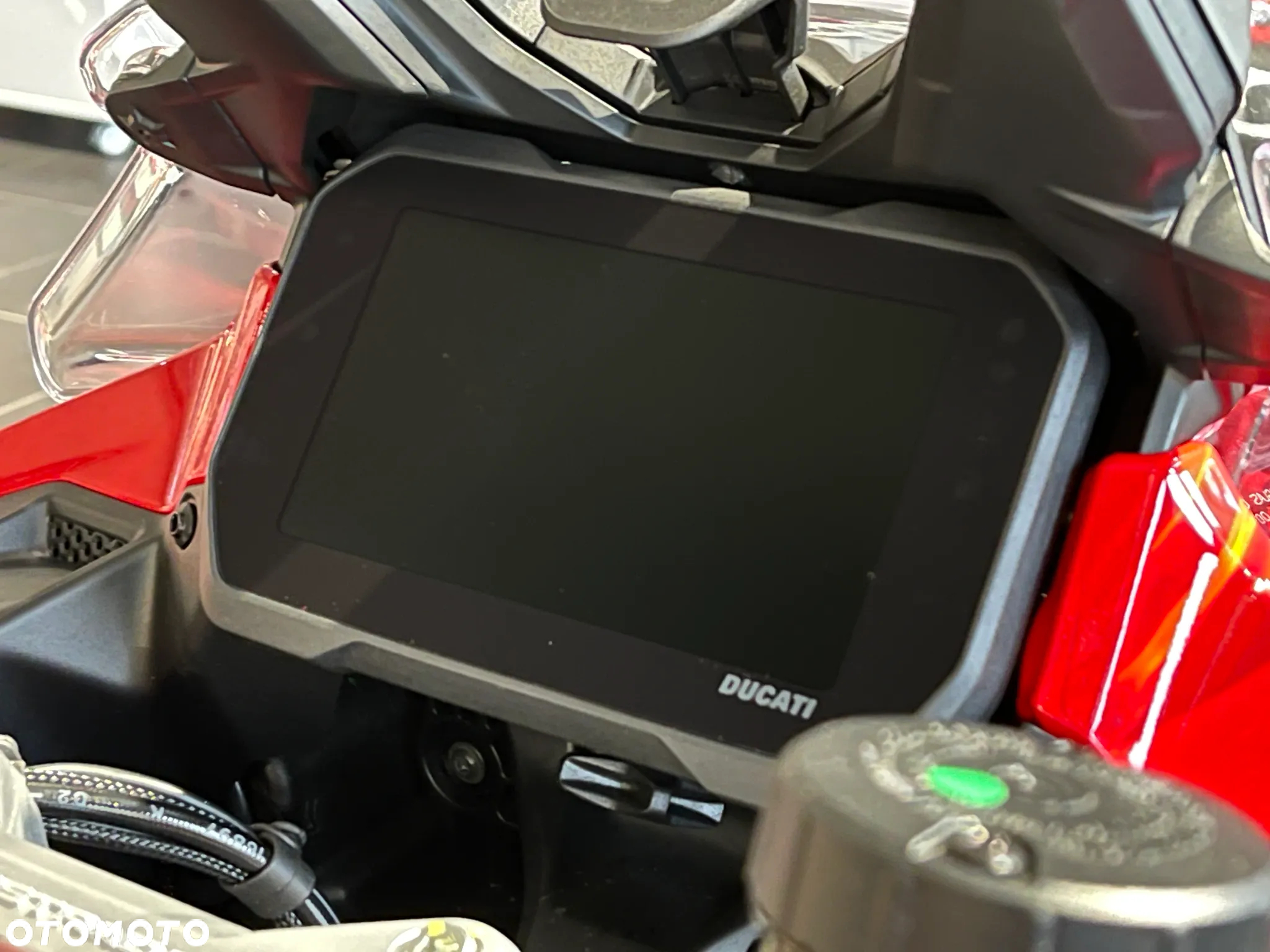 Ducati Multistrada - 12