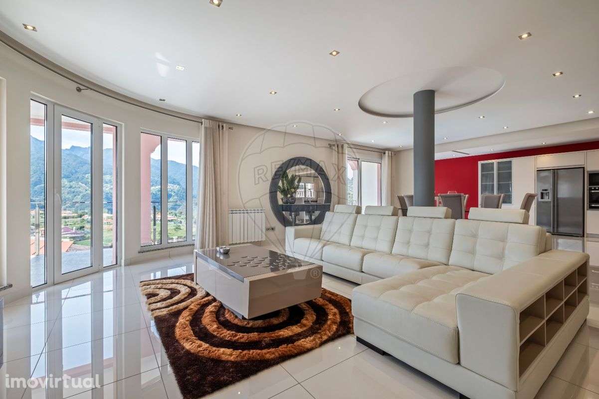 Moradia T3 para venda - Grande imagem: 2/50