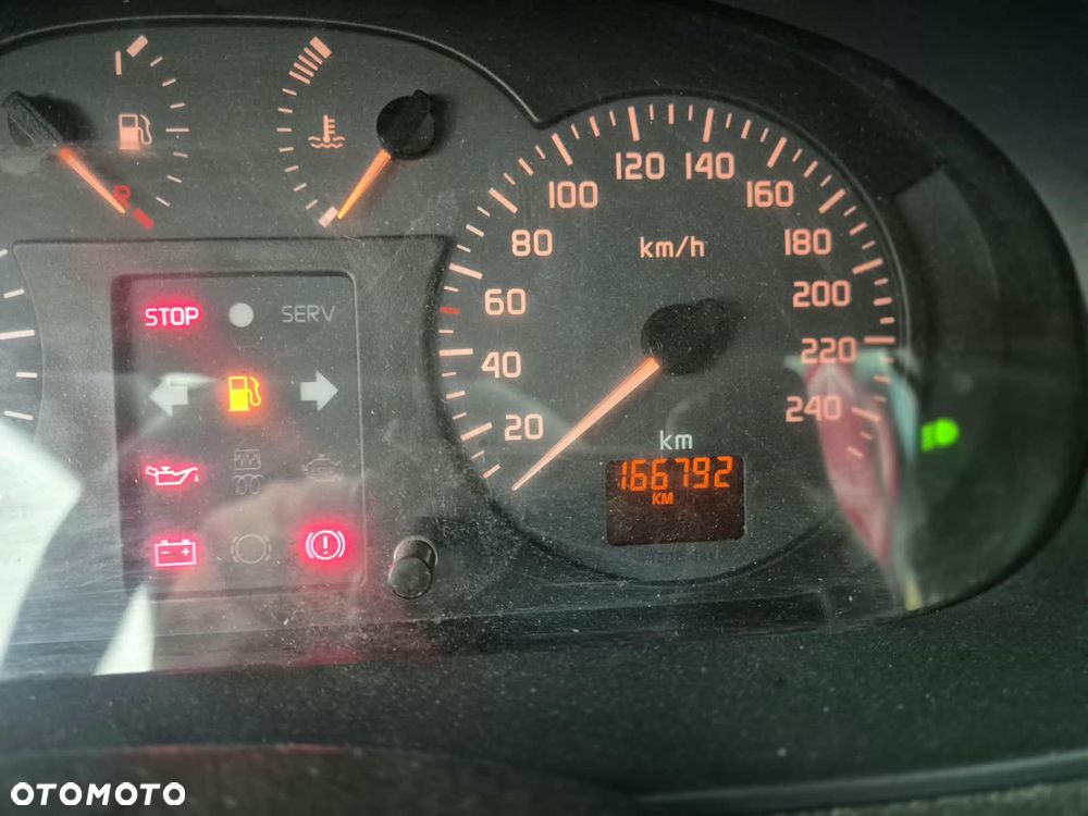 Renault Megane 1.6 - 5