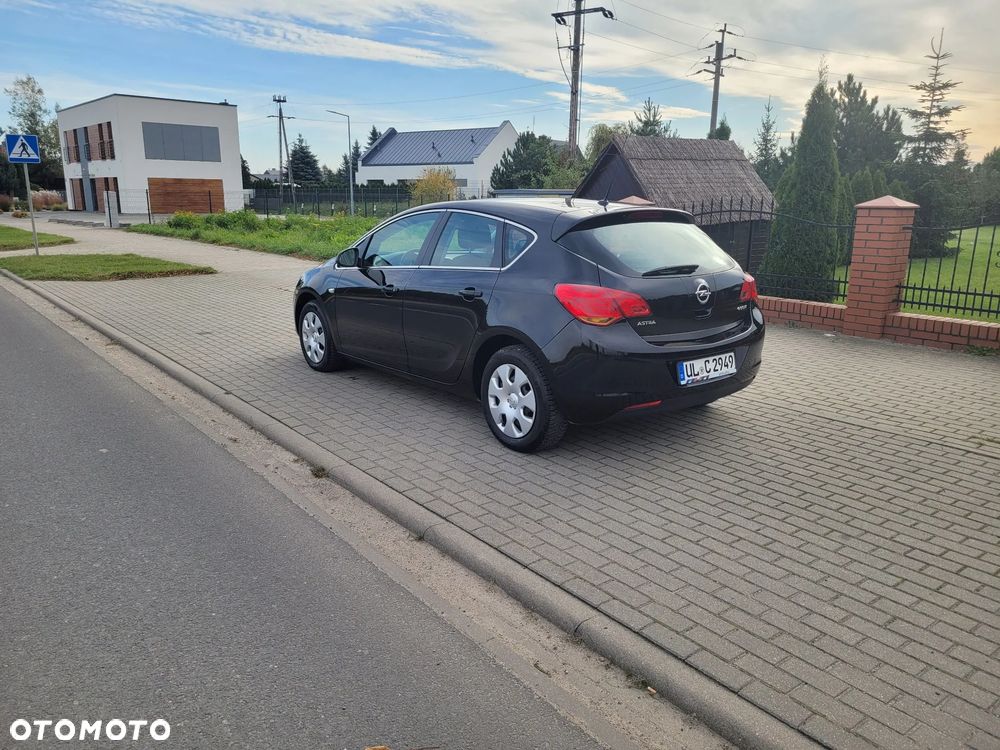 Opel Astra IV 1.4 Enjoy - 5