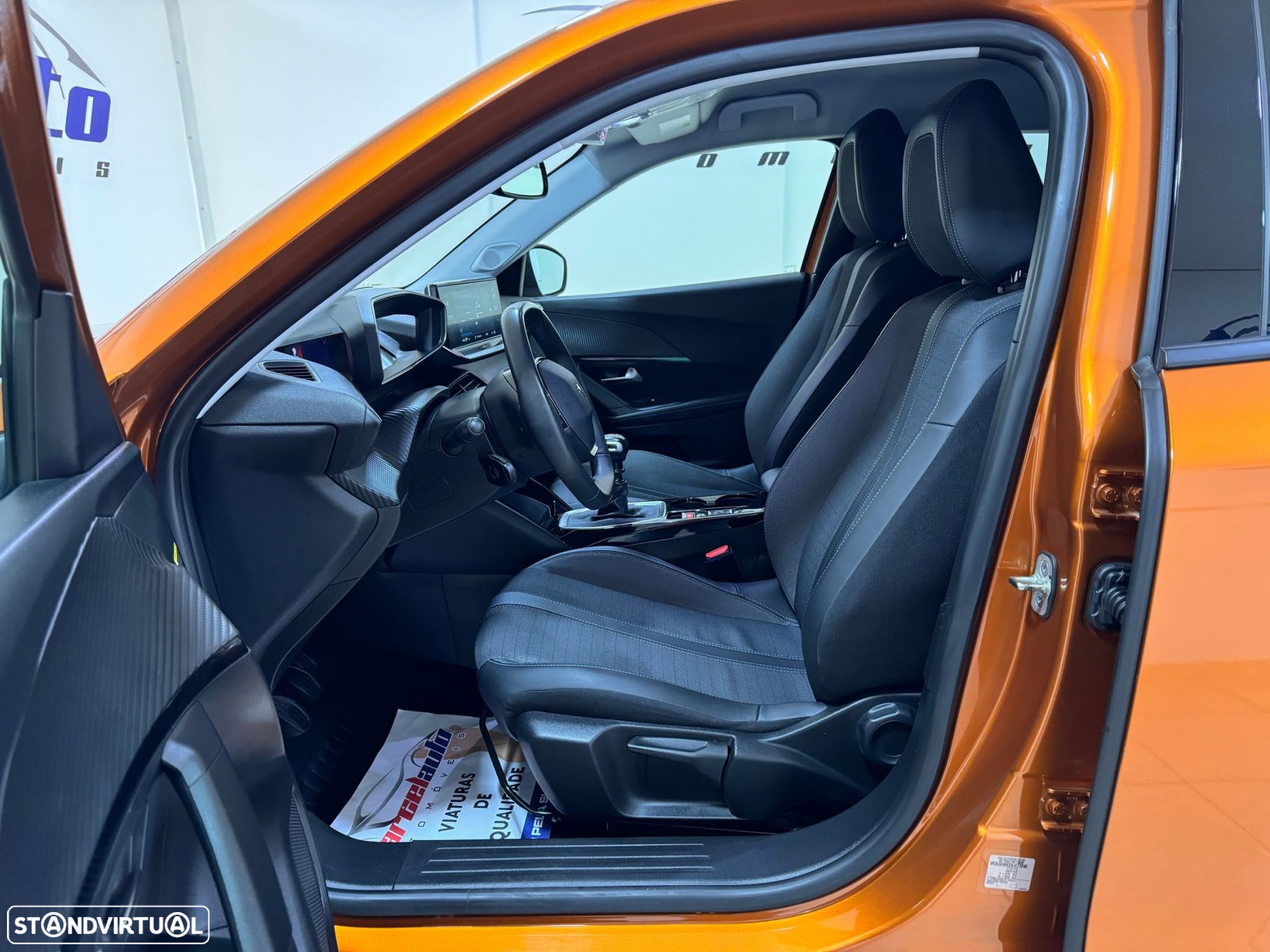 Peugeot 2008 1.2 PureTech Allure Pack - 12