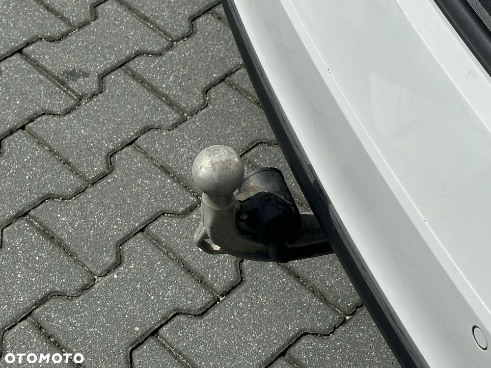 BMW Seria 5 530e xDrive Luxury Line - 16