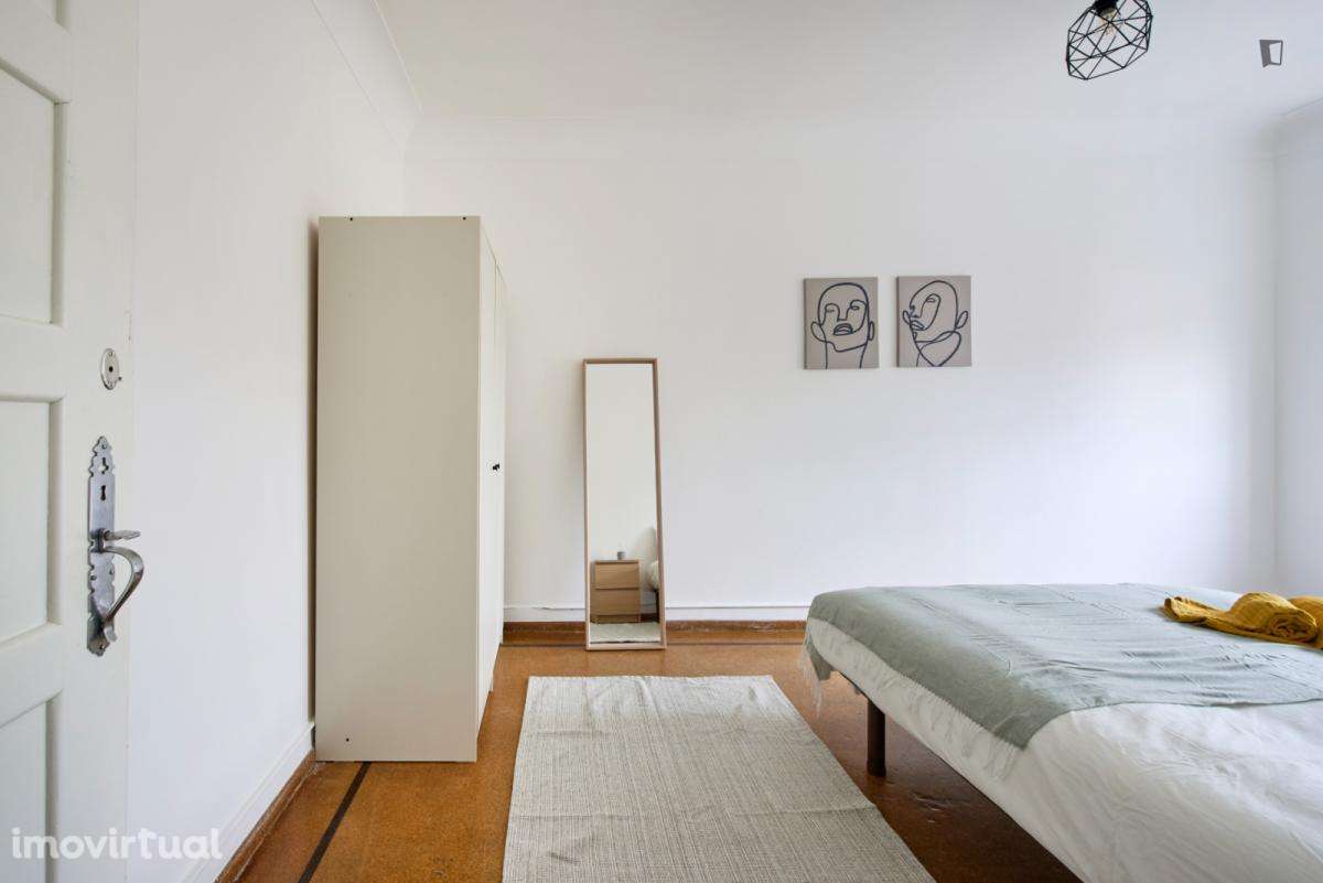 Quarto - localizado em Penha de França Lisbon - Grande imagem: 3/39