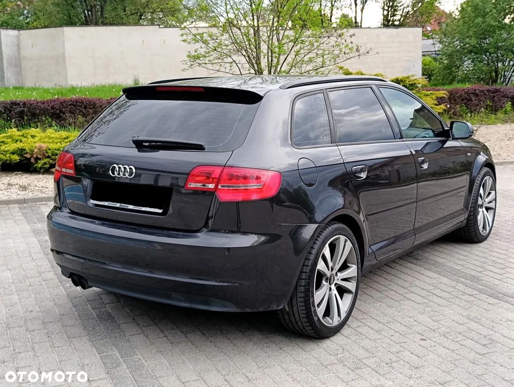 Audi A3 Sportback 2.0 TDI DPF S line Sportpaket - 19