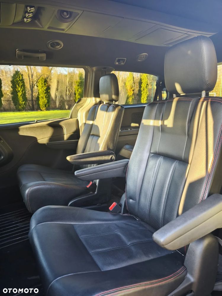 Dodge Grand Caravan 3.6 R/T - 15