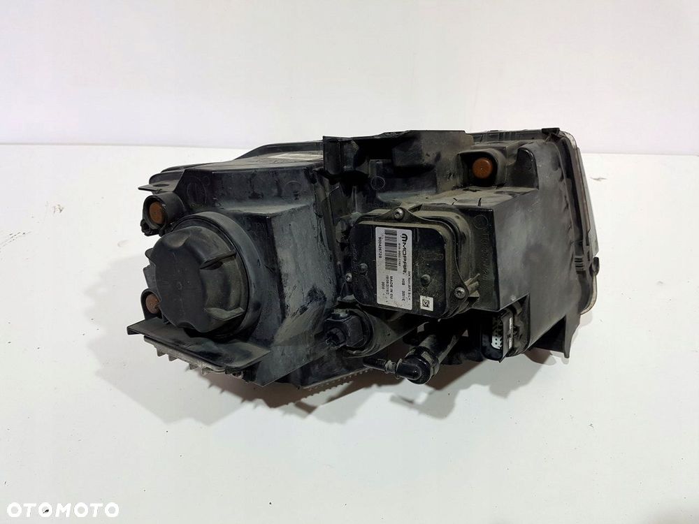 JEEP GRAND CHEROKEE WK2 LIFT LAMPA PRZÓD PRZEDNIA LEWA XENON LED EUROPA - 2